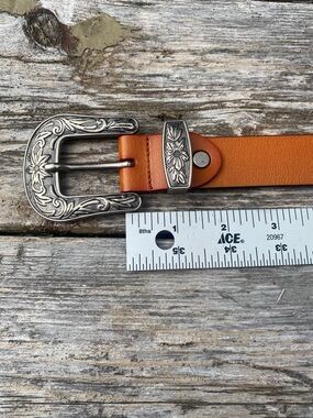 Western Tooled Floral Buckle Leather Belt - Tan/Orange